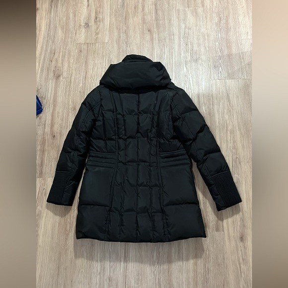 LAURA winter coat - Picture 2 of 3